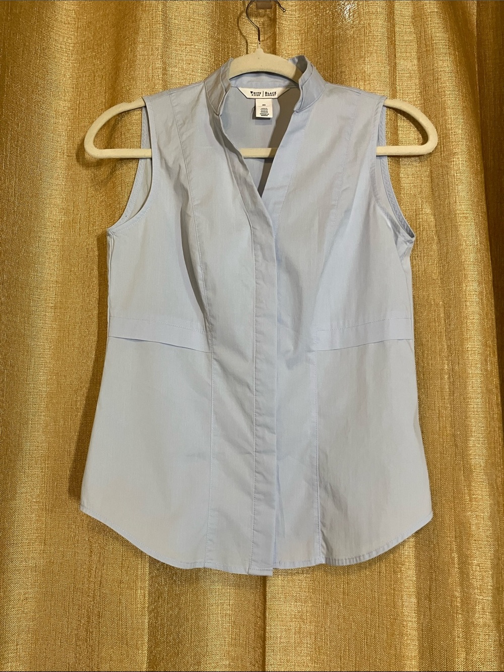 White House Black Market Pale Blue Sleeveless Collared Shell Top